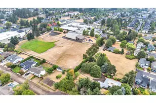 12239 SE Ashley St, Clackamas, OR 97015 - Photo 47