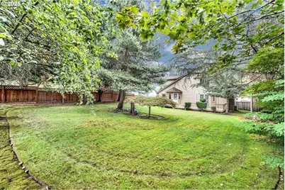 12239 SE Ashley St, Clackamas, OR 97015 - Photo 39