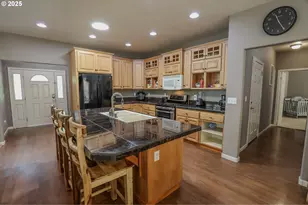 356 Wild Fern Dr, Winchester, OR 97495 - Photo 17