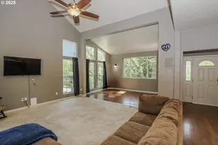 356 Wild Fern Dr, Winchester, OR 97495 - Photo 9