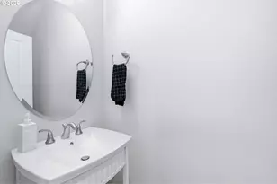 11380 SW Barber St, Wilsonville, OR 97070 - Photo 13