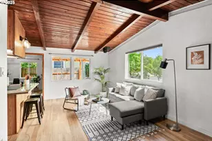 9025 N Clarendon Ave, Portland, OR 97203 - Photo 3