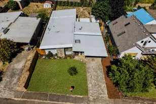 1227 SW Oregon Ave, Dallas, OR 97338 - Photo 5