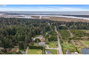 56100 Spring Creek Rd, Bandon, OR 97411 - Photo 9