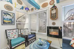 376 N Tomahawk Island Dr, Portland, OR 97217 - Photo 39