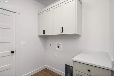 25331 E Broadway Ave, Veneta, OR 97487 - Photo 21