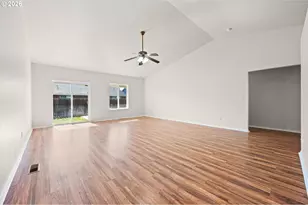 583 SE Ponderosa Dr, Madras, OR 97741 - Photo 13