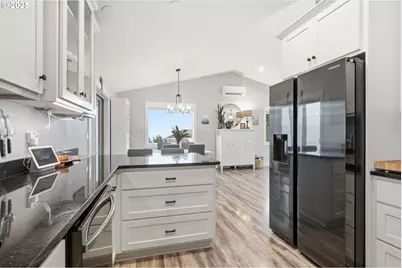 32400 NE Clearwater Dr, Yacolt, WA 98675 - Photo 9