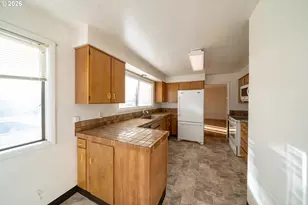 710 Binshadler St, Lebanon, OR 97355 - Photo 7