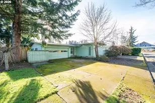 710 Binshadler St, Lebanon, OR 97355 - Photo 1