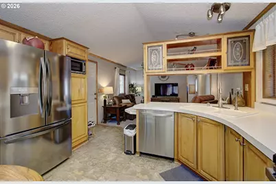 3921 E Fourth Plain Blvd #13, Vancouver, WA 98661 - Photo 9