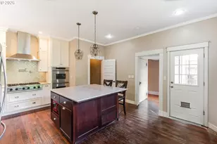 3425 S Corbett Ave, Portland, OR 97239 - Photo 7