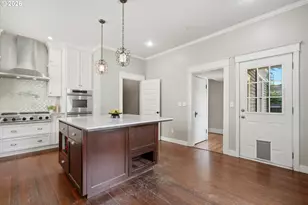 3425 S Corbett Ave, Portland, OR 97239 - Photo 9