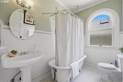 3425 S Corbett Ave, Portland, OR 97239 - Photo 19