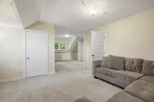 3425 S Corbett Ave, Portland, OR 97239 - Photo 45