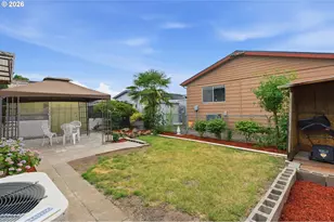 2902 E 2nd St, Newberg, OR 97132 - Photo 37