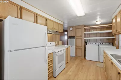 2902 E 2nd St #101, Newberg, OR 97132 - Photo 13