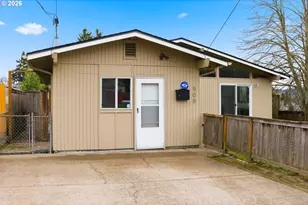 505 E Gloucester St, Gladstone, OR 97027 - Photo 5