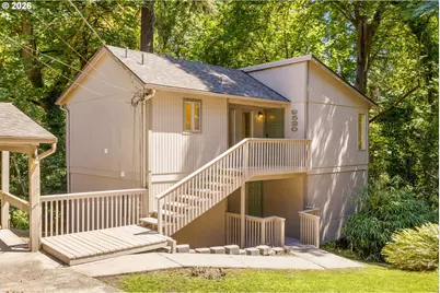9520 SW 8th Ave, Portland, OR 97219 - Photo 3