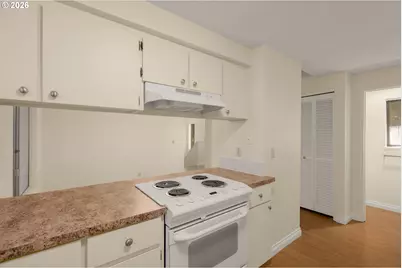 9520 SW 8th Ave, Portland, OR 97219 - Photo 19