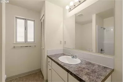 9520 SW 8th Ave, Portland, OR 97219 - Photo 25