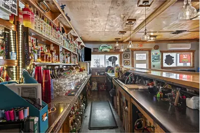 10786 Highway 126, Mapleton, OR 97453 - Photo 9