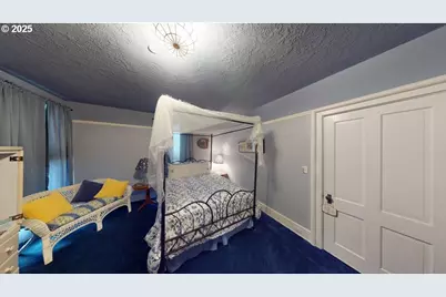 706 W Steuben, Bingen, WA 98605 - Photo 21