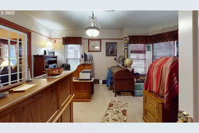 706 W Steuben, Bingen, WA 98605 - Photo 9