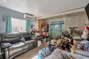 611 NE Spring St, Clatskanie, OR 97016 - Photo 7
