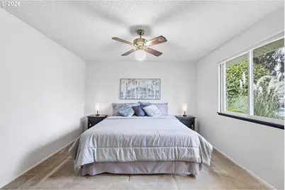 10276 SE Long St, Portland, OR 97266 - Photo 29