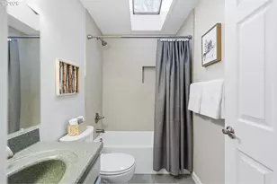 10276 SE Long St, Portland, OR 97266 - Photo 27