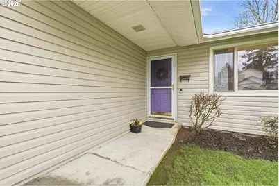 10276 SE Long St, Portland, OR 97266 - Photo 7