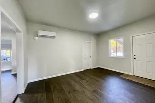 1039 Chestnut Ave, Cottage Grove, OR 97424 - Photo 3