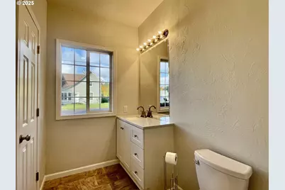 1039 Chestnut Ave, Cottage Grove, OR 97424 - Photo 11