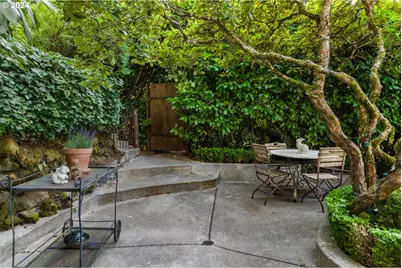 2934 SW Montgomery Dr, Portland, OR 97201 - Photo 47