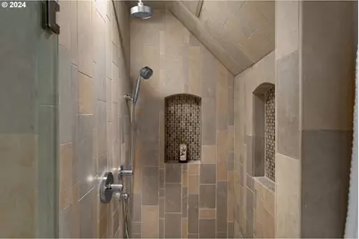 2934 SW Montgomery Dr, Portland, OR 97201 - Photo 33