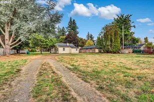 14125 SE Division St, Portland, OR 97236 - Photo 7