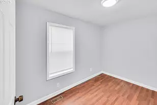 14125 SE Division St, Portland, OR 97236 - Photo 25