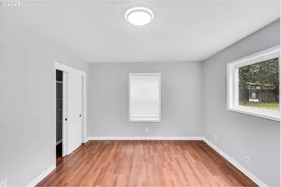 14125 SE Division St, Portland, OR 97236 - Photo 23