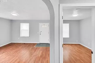 14125 SE Division St, Portland, OR 97236 - Photo 15