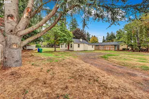 14125 SE Division St, Portland, OR 97236 - Photo 3