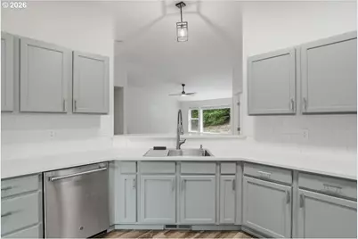108 Powder Hill Dr, Kalama, WA 98625 - Photo 5