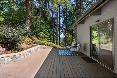2325 Marylhurst Dr, West Linn, OR 97068 - Photo 31