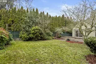 900 W Main St, Hillsboro, OR 97123 - Photo 25