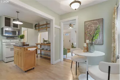 900 W Main St, Hillsboro, OR 97123 - Photo 11