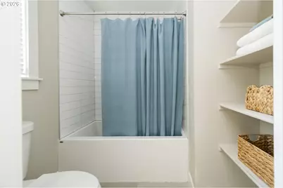 9446 N Tyler Ave #A, Portland, OR 97203 - Photo 15
