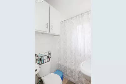 2303 Long St, Sweet Home, OR 97386 - Photo 21