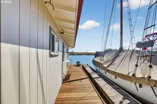 24800 NW St Helens Rd, Portland, OR 97231 - Photo 21