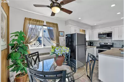 24800 NW St Helens Rd #L10, Portland, OR 97231 - Photo 9