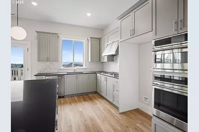 17694 SW Watchman Ln, Beaverton, OR 97007 - Photo 21